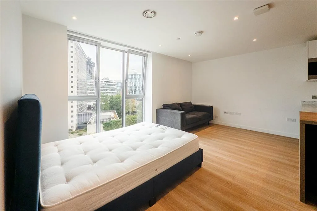 Studio apartment for rent
