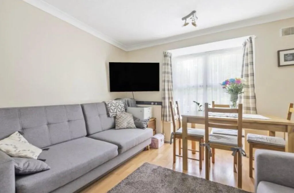 2 bedroom property for rent