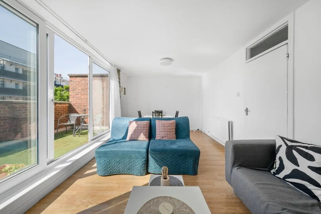 2 bedroom flat for rent
