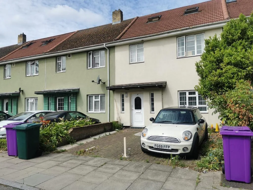 1 bedroom house share for rent