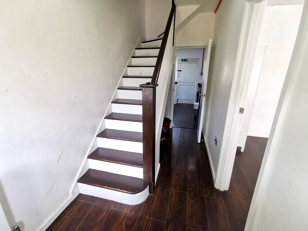 1 bedroom house share for rent
