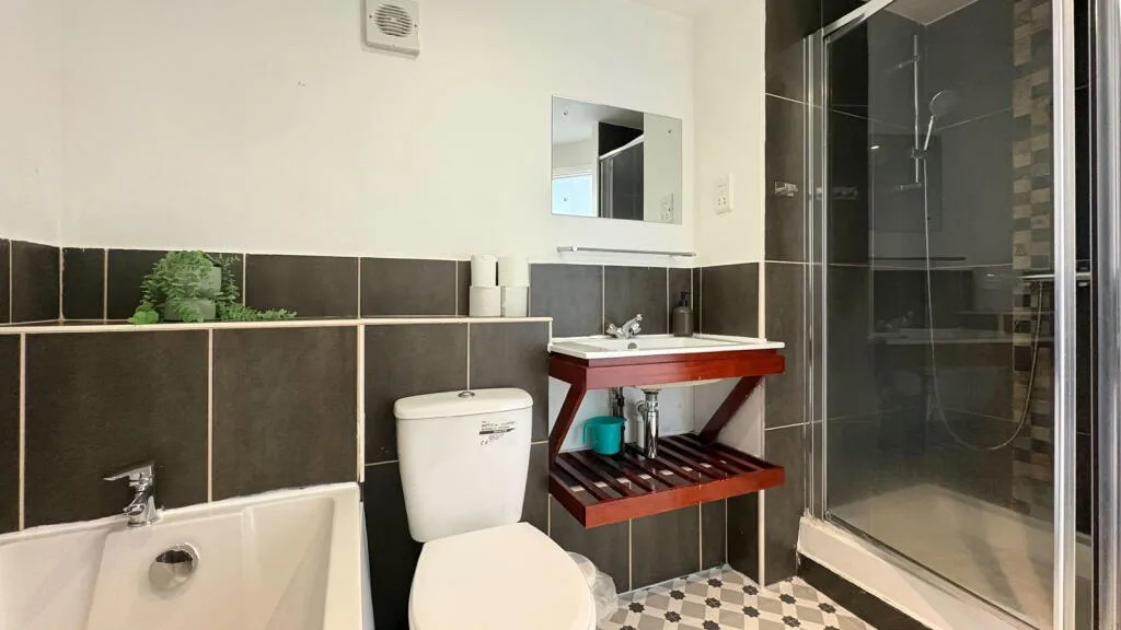 2 bedroom apartment for rent