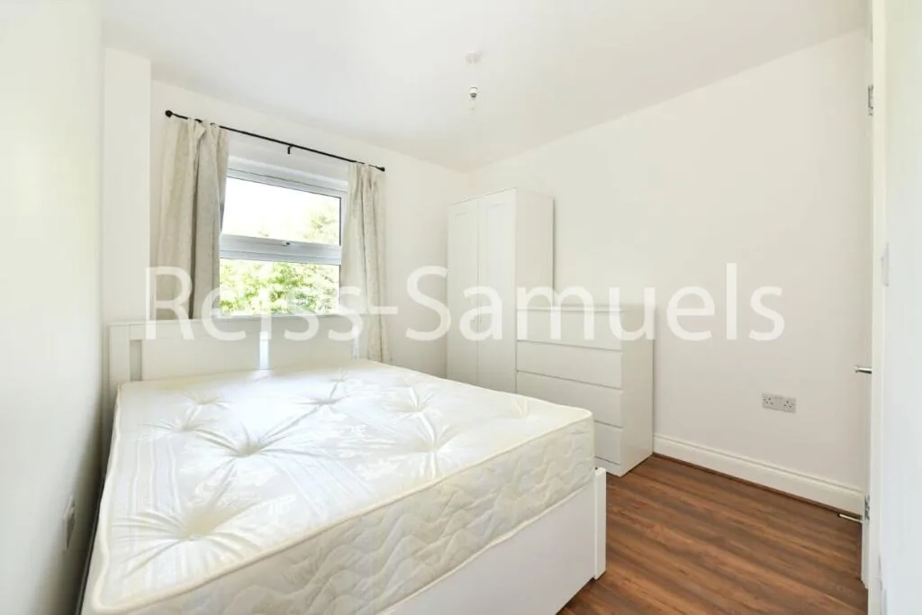 6 bedroom terraced house for rent