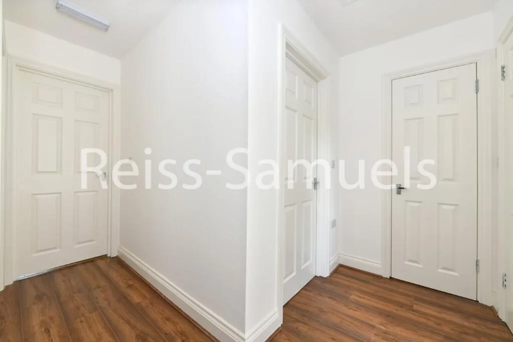 6 bedroom terraced house for rent