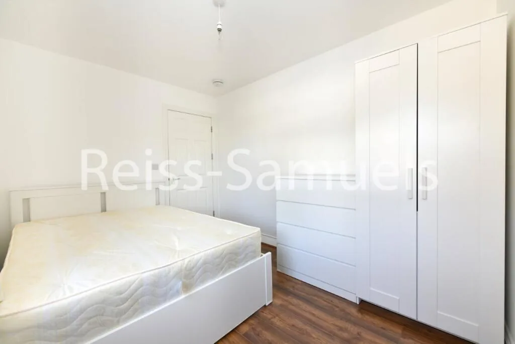 6 bedroom terraced house for rent