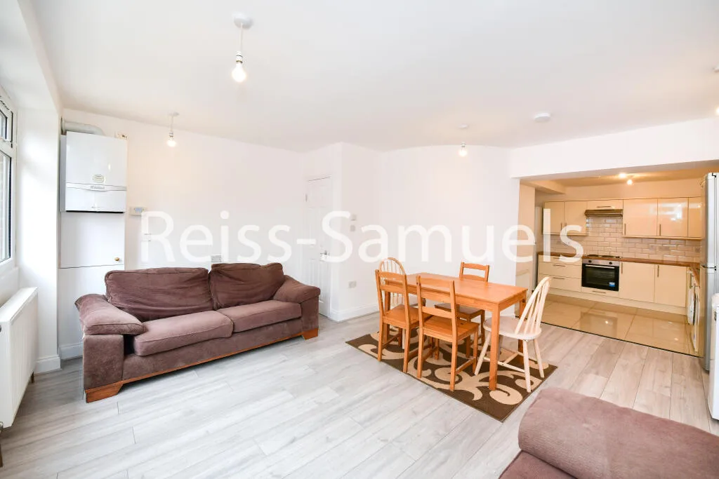 6 bedroom terraced house for rent