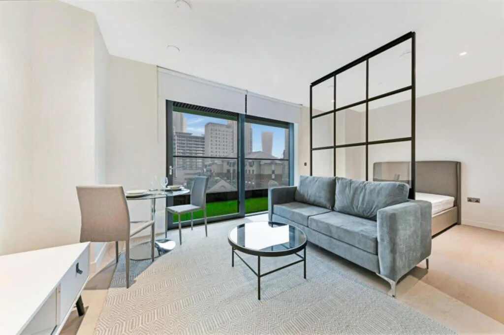 Studio flat for rent