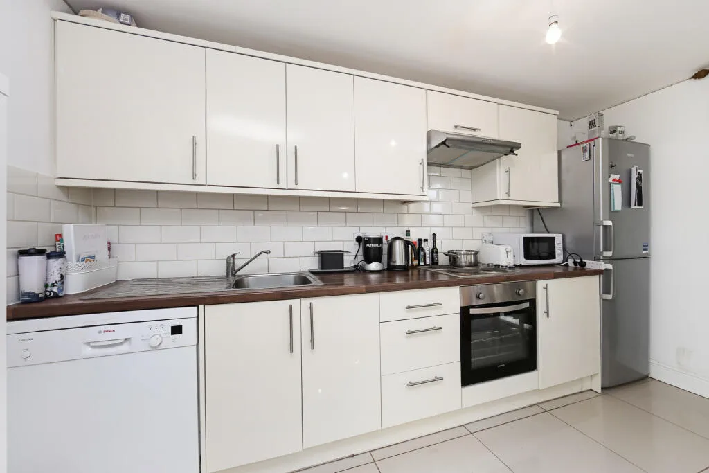 3 bedroom apartment for rent