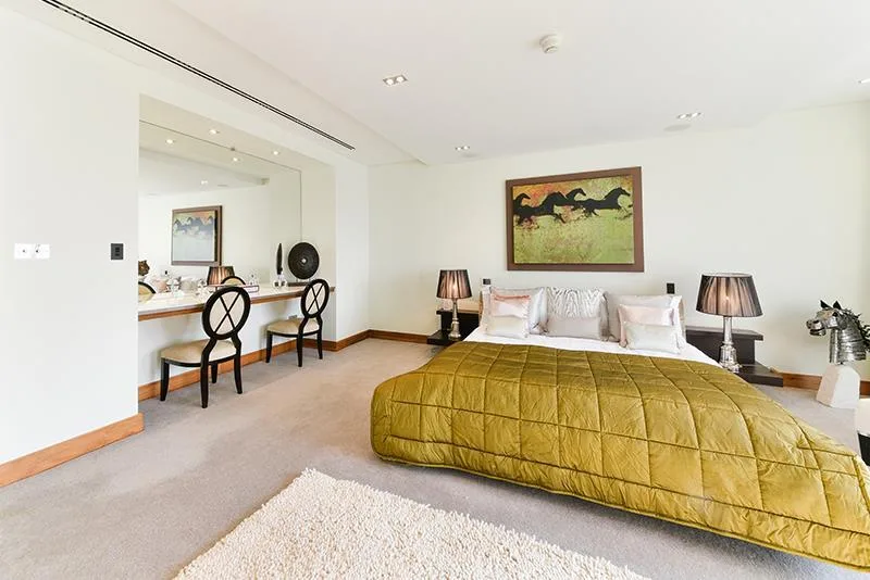 4 bedroom flat for rent