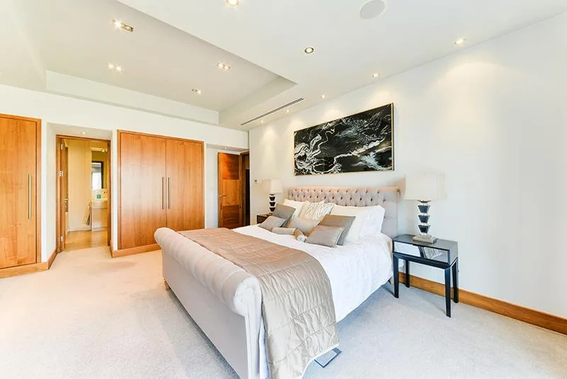 4 bedroom flat for rent