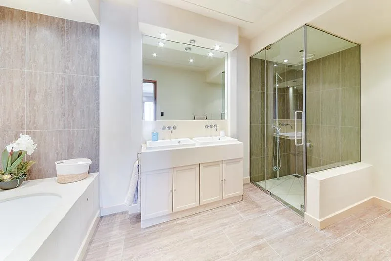 4 bedroom flat for rent