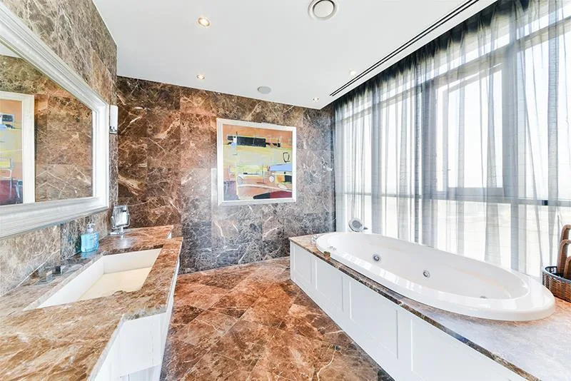 4 bedroom flat for rent