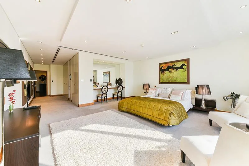 4 bedroom flat for rent