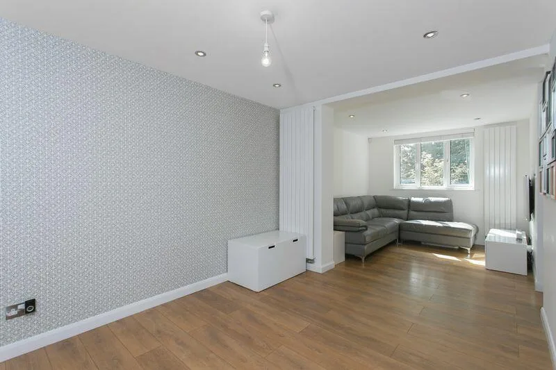 4 bedroom house for rent