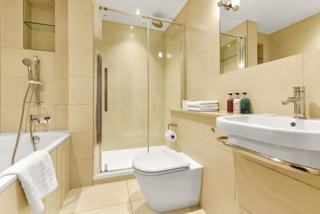 3 bedroom flat for rent