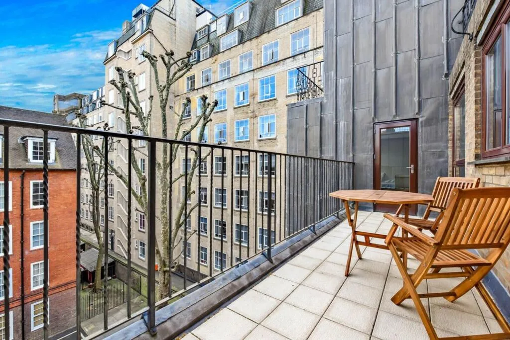 3 bedroom flat for rent