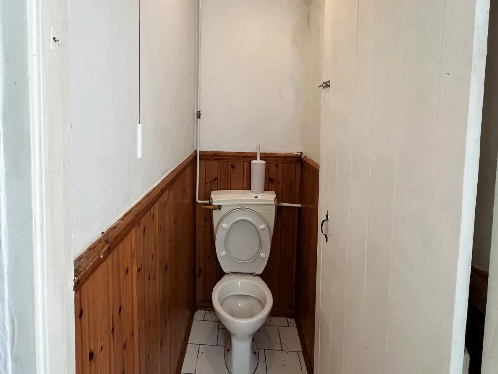 4 bedroom semi-detached house for rent