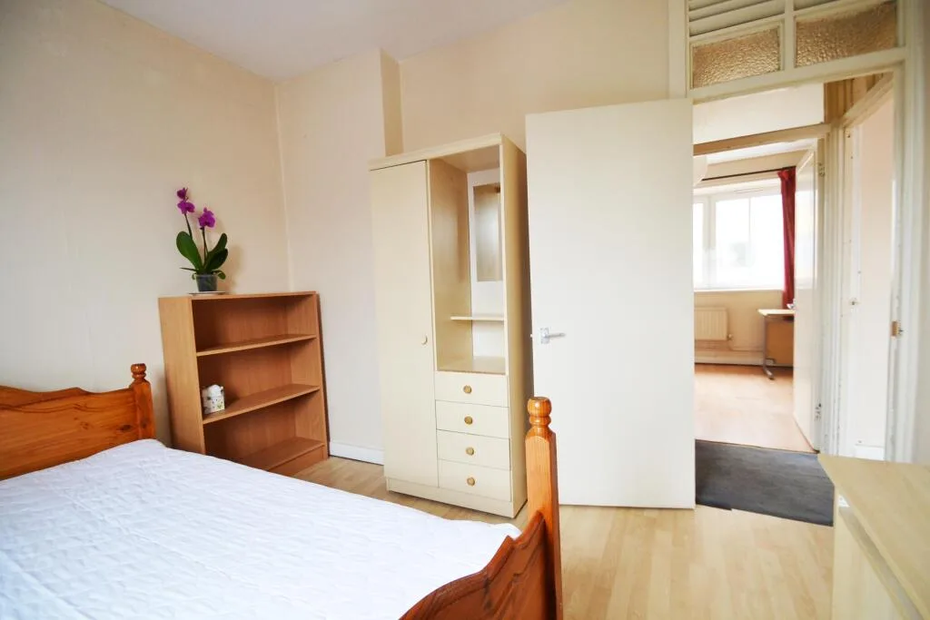 3 bedroom maisonette for rent