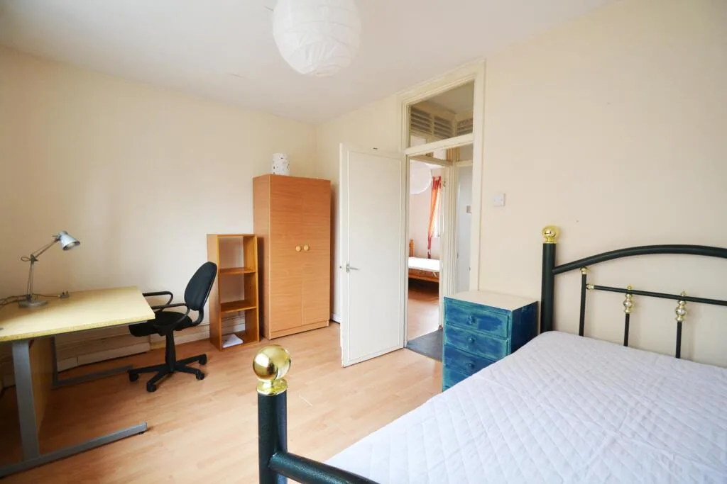 3 bedroom maisonette for rent