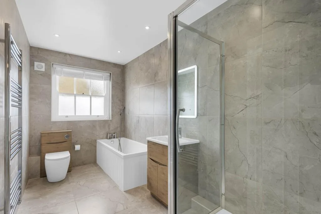 3 bedroom flat for rent