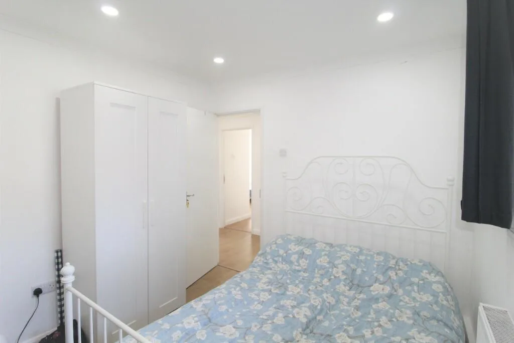 3 bedroom ground floor flat for rent