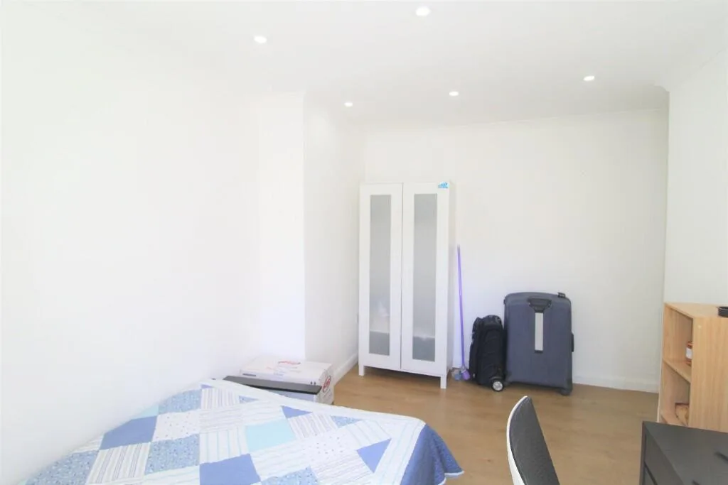 3 bedroom ground floor flat for rent