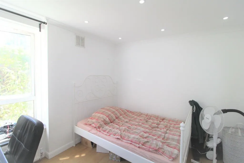 3 bedroom ground floor flat for rent