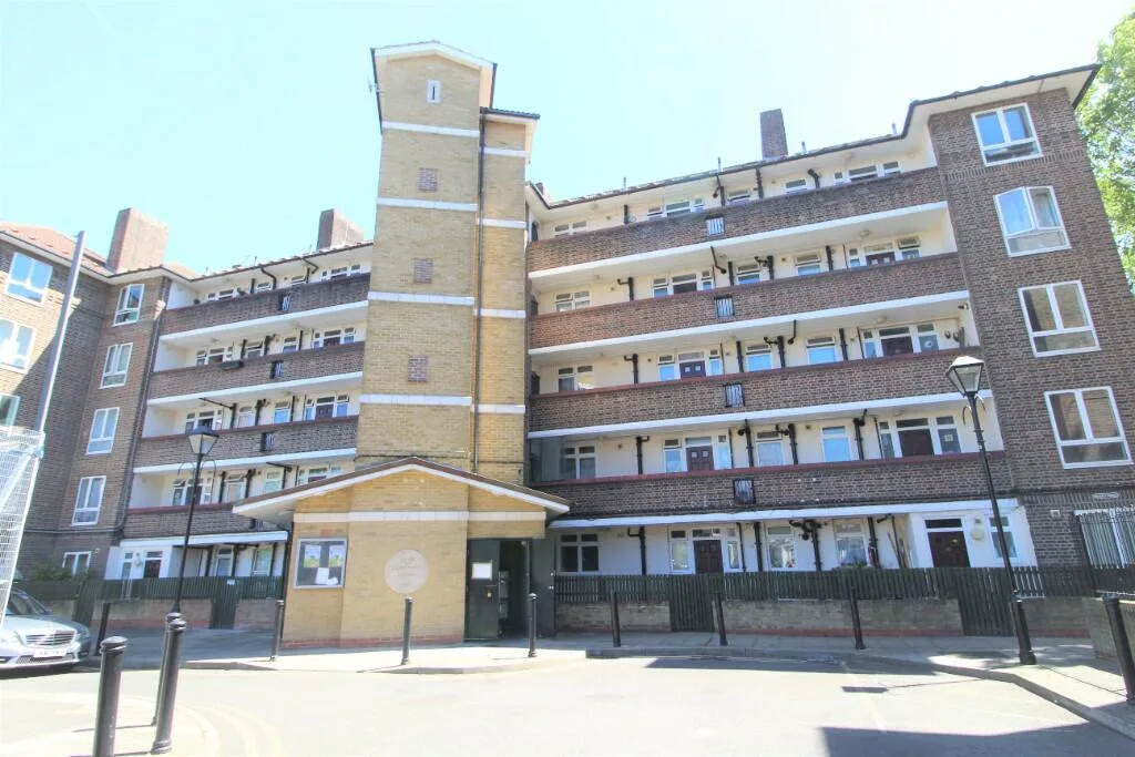 3 bedroom ground floor flat for rent