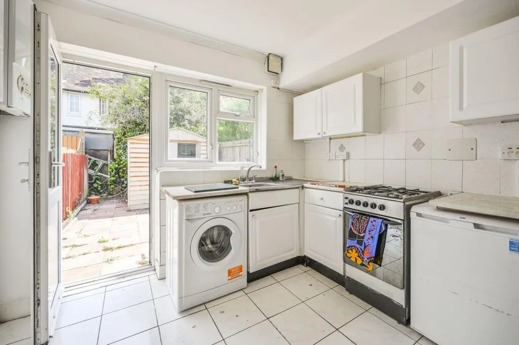 2 bedroom terraced house for rent
