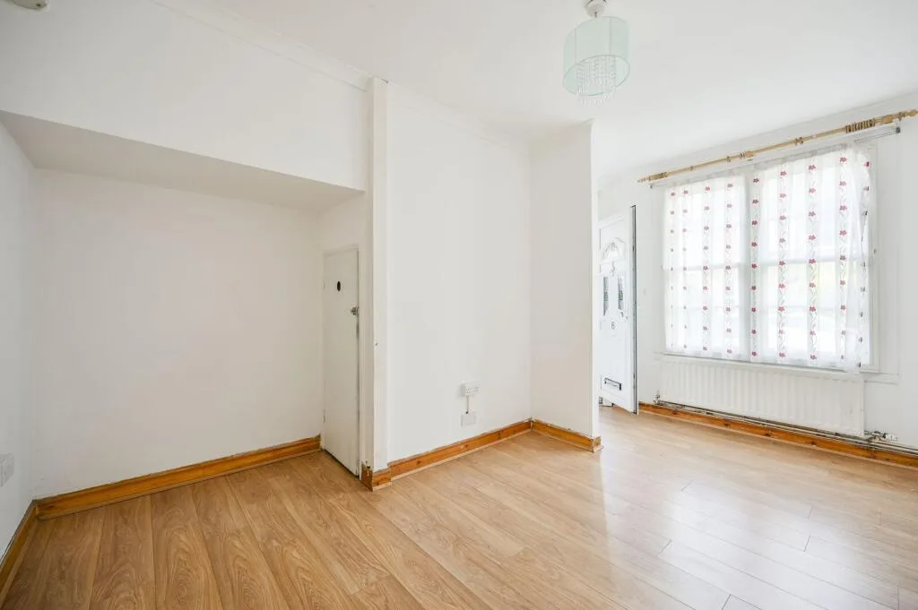 2 bedroom terraced house for rent