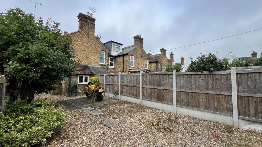 3 bedroom house for rent