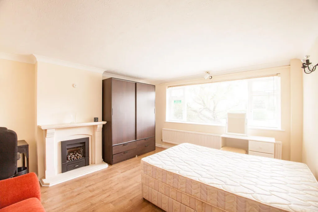 4 bedroom house for rent