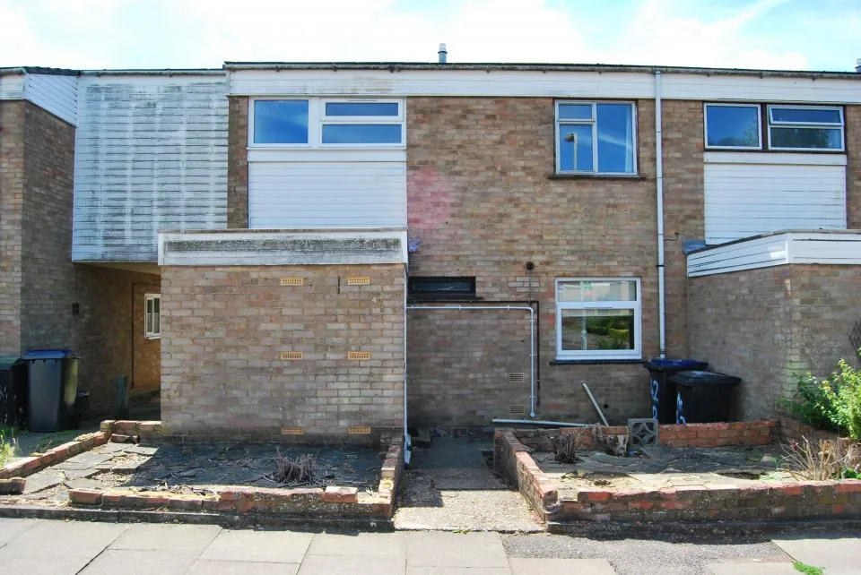 6 bedroom house for rent