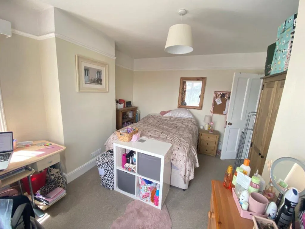 4 bedroom house for rent