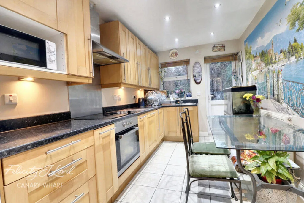 3 bedroom terraced house for rent