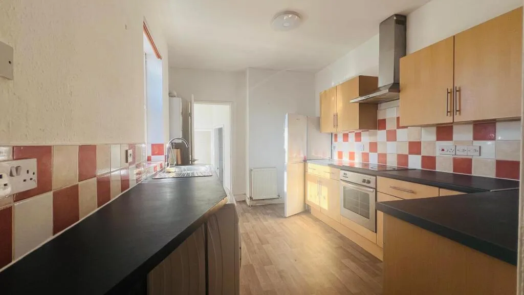 3 bedroom flat for rent