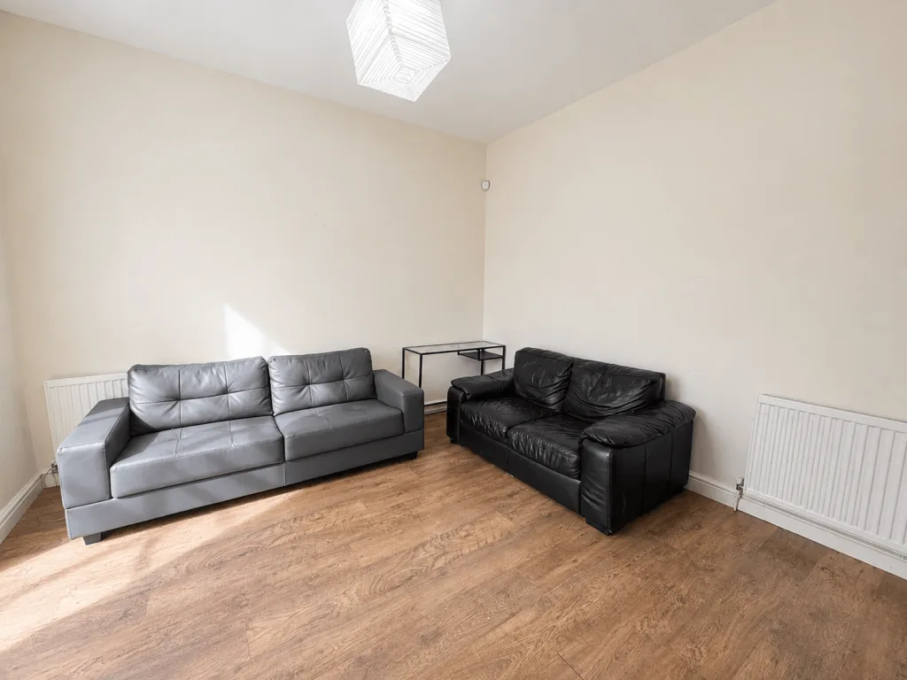 4 bedroom terraced house for rent
