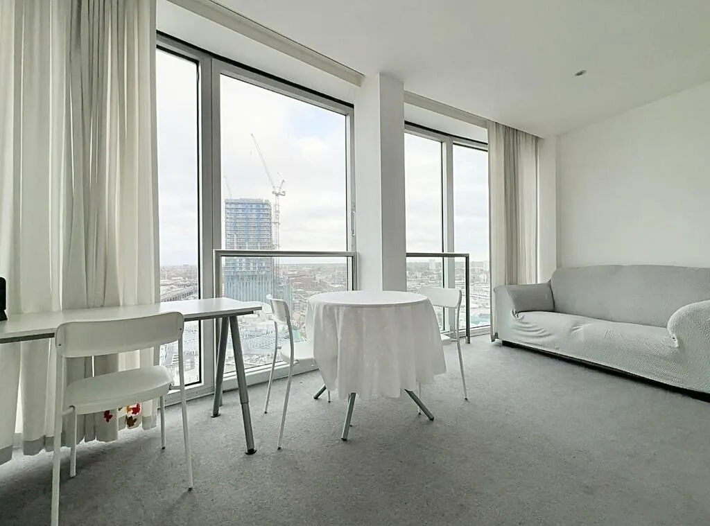 Studio flat for rent