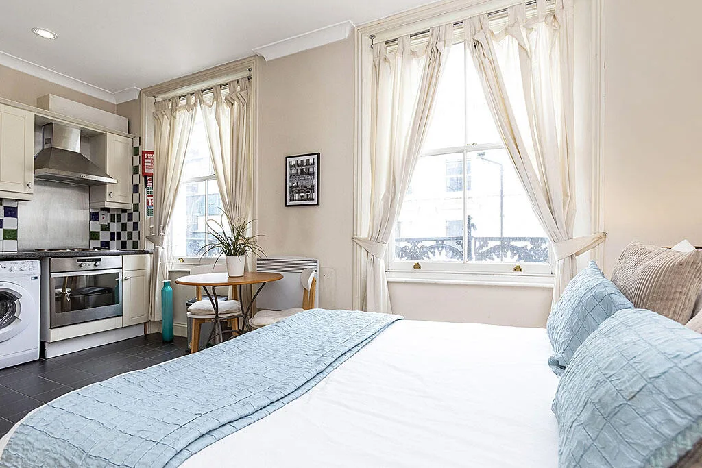 Studio flat for rent