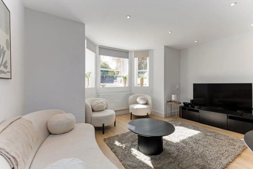 3 bedroom flat for rent