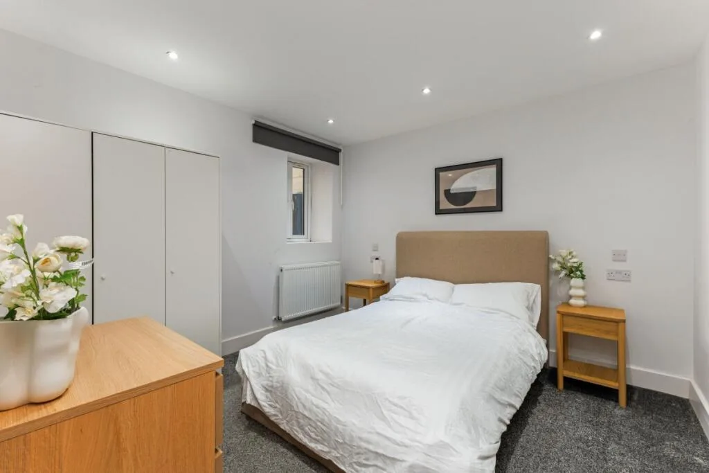 3 bedroom flat for rent