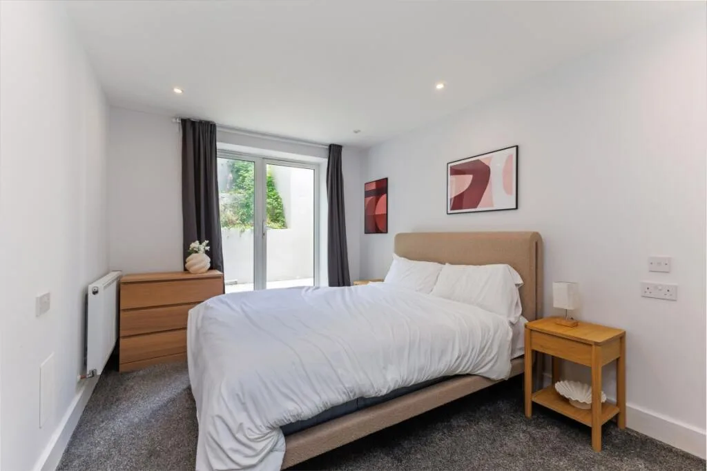 3 bedroom flat for rent