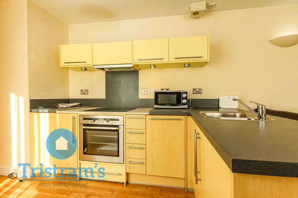 2 bedroom ground floor flat for rent