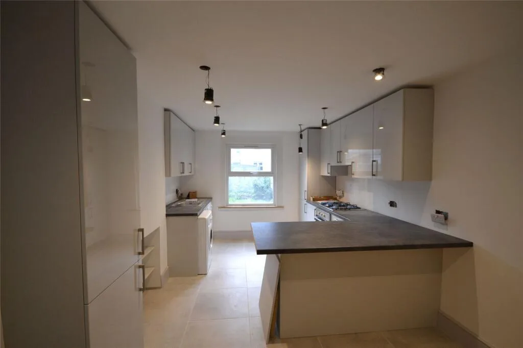 5 bedroom house for rent