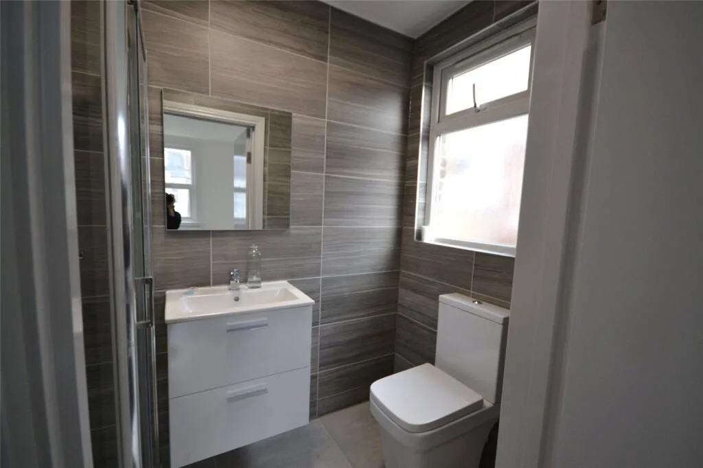 5 bedroom house for rent