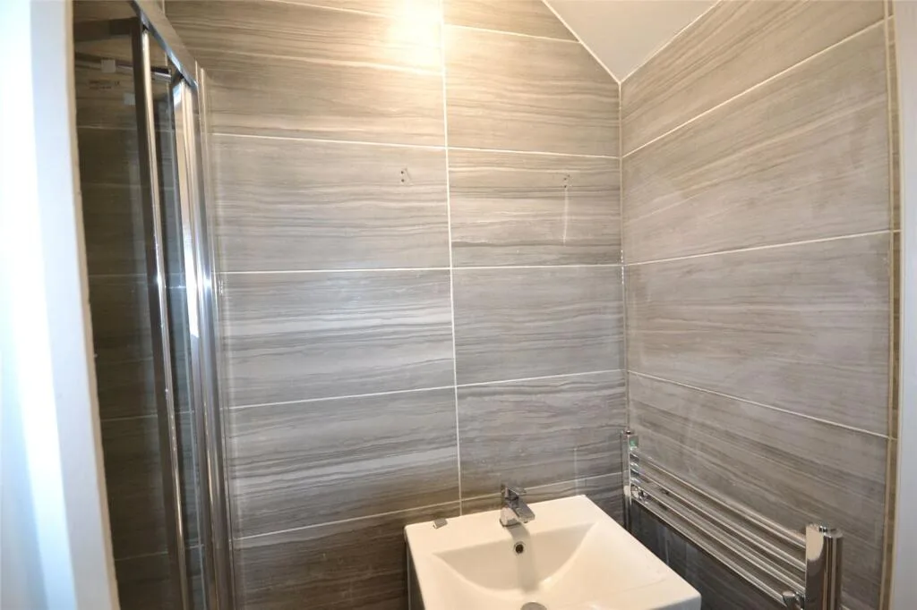 5 bedroom house for rent