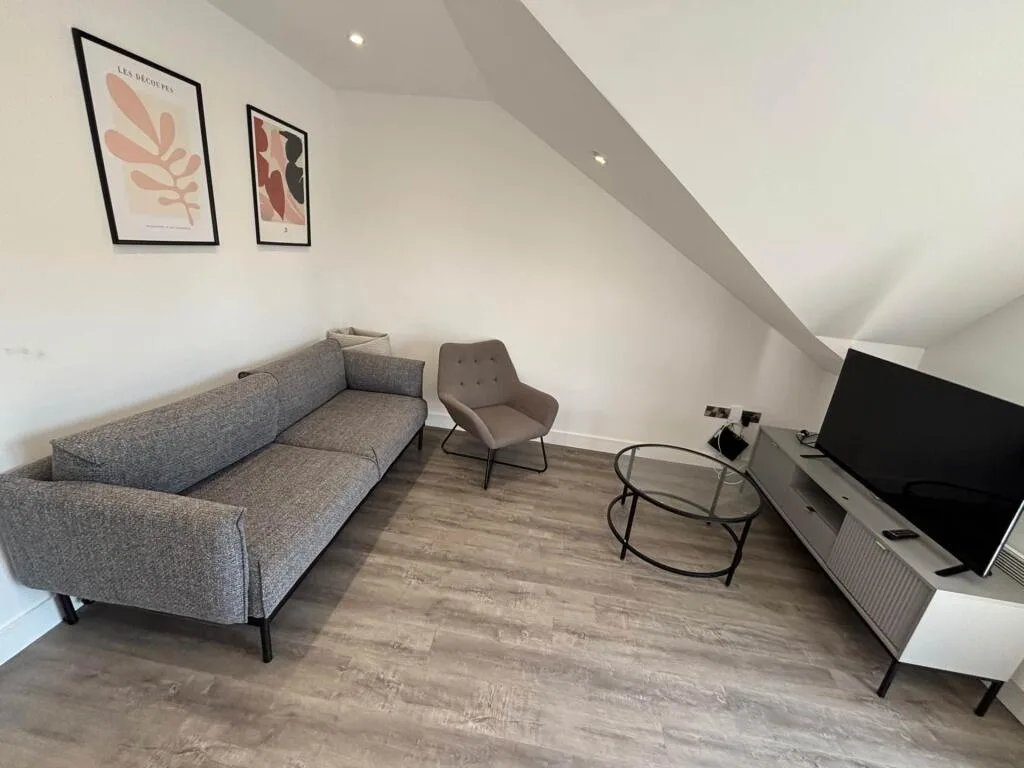 3 bedroom flat for rent