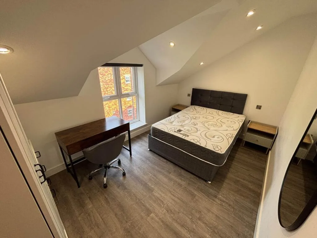 3 bedroom flat for rent