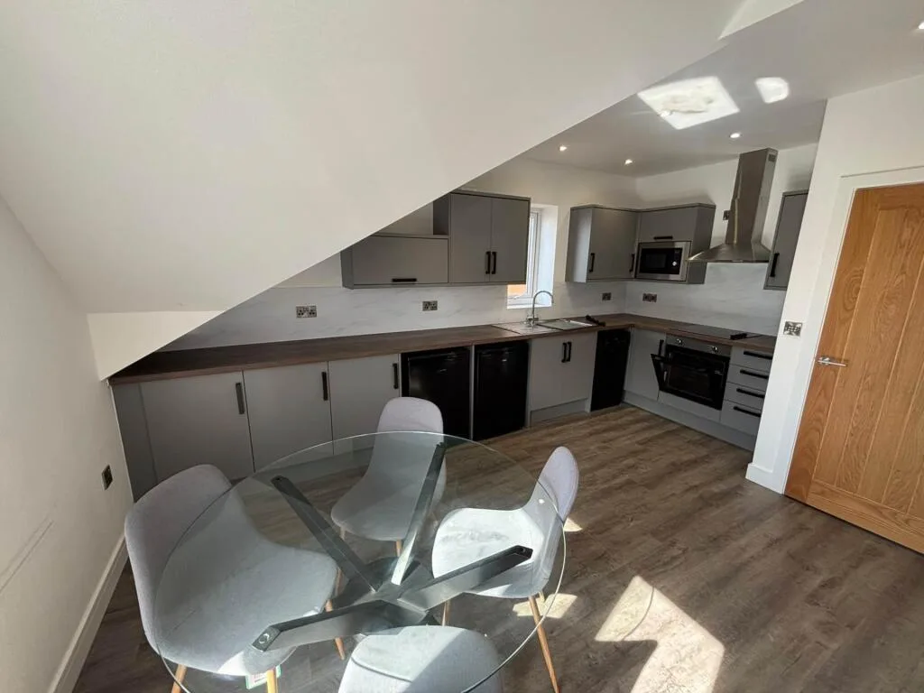 3 bedroom flat for rent