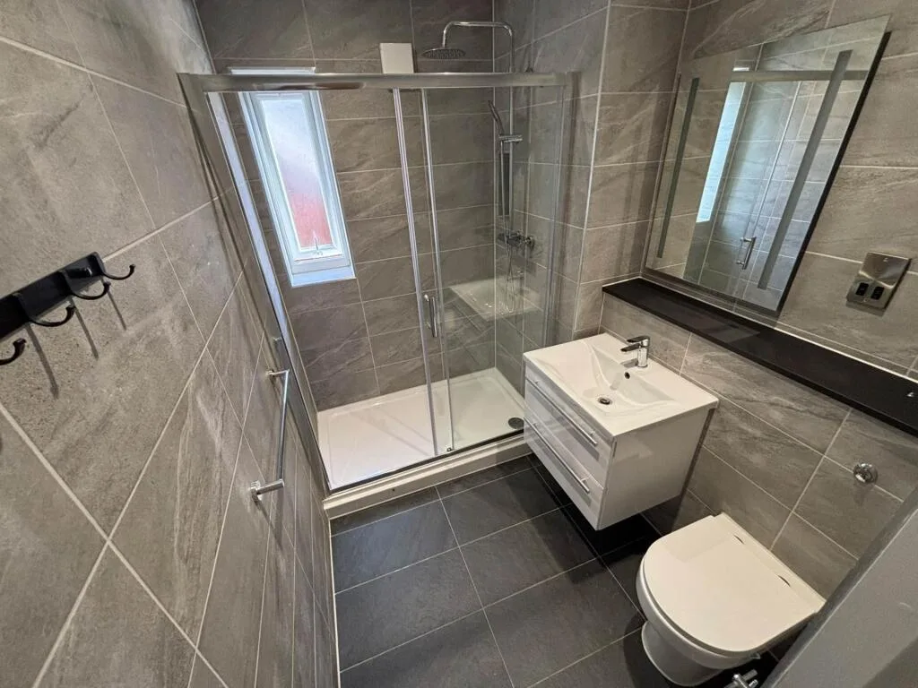 3 bedroom flat for rent